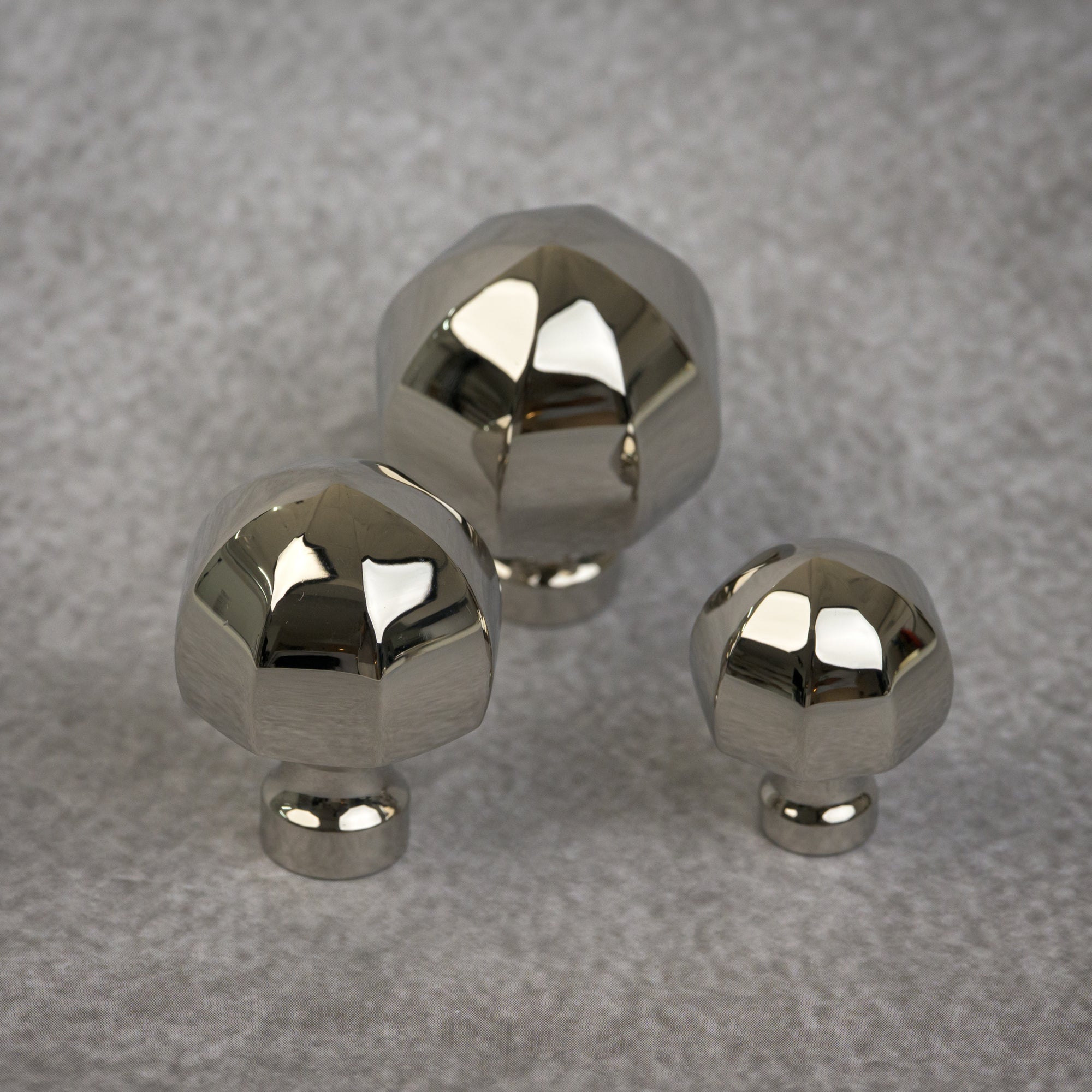 Normandy Faceted Knob