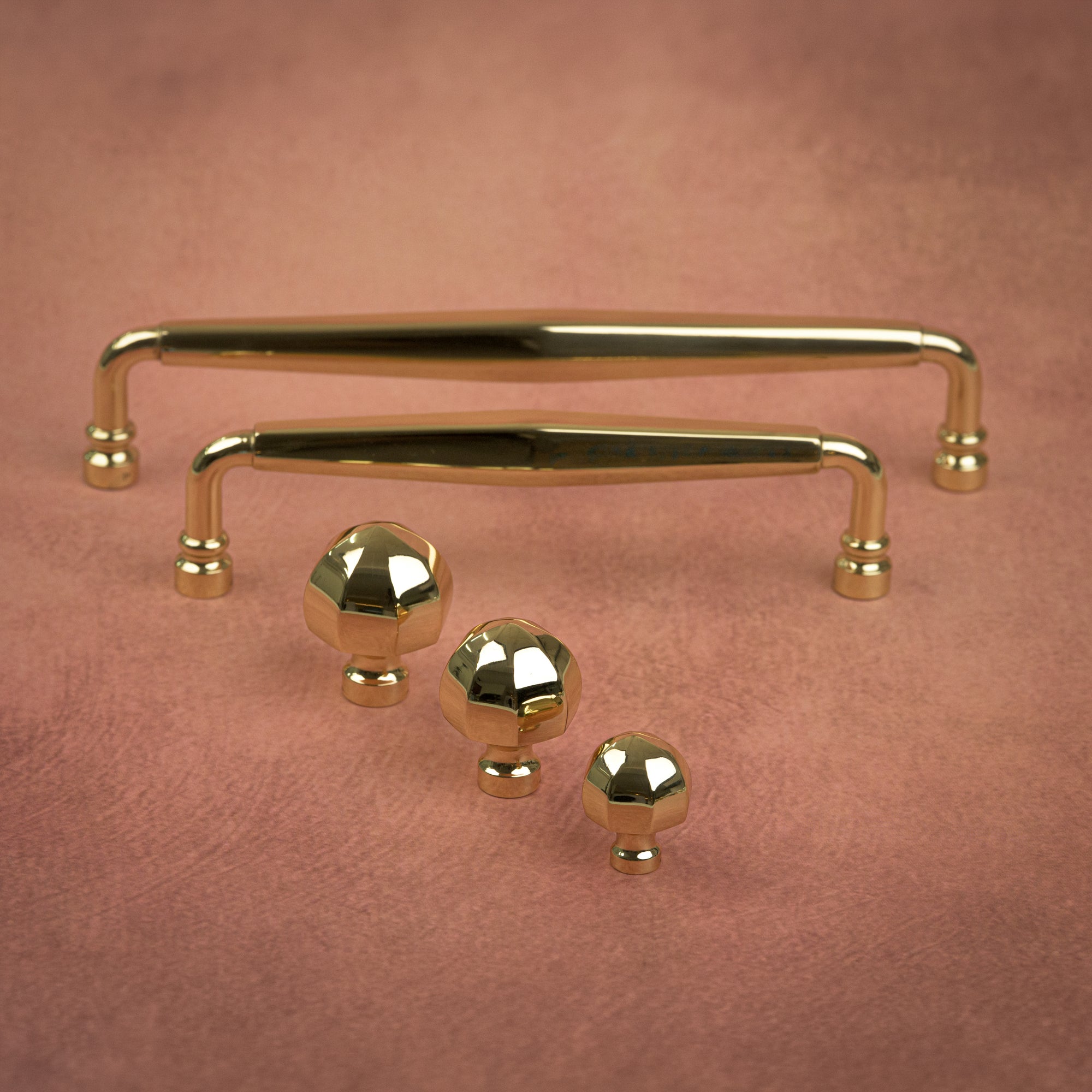 Normandy Faceted Knob