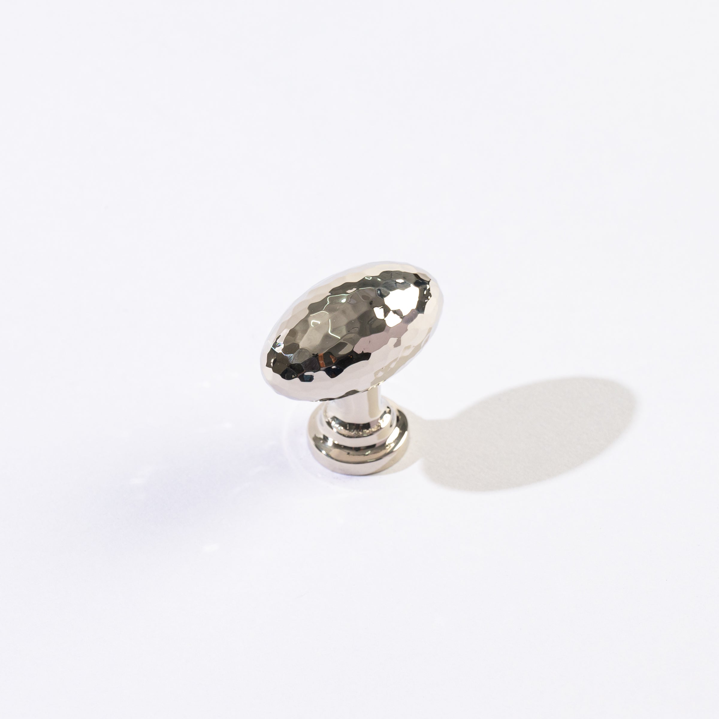 Wren 1.5 inch Hammered Knob