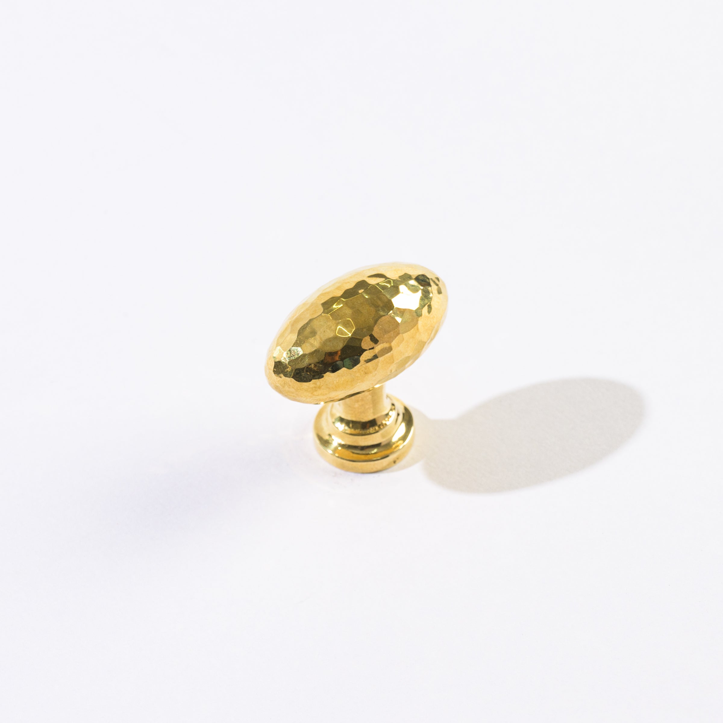 Wren 1.5 inch Hammered Knob