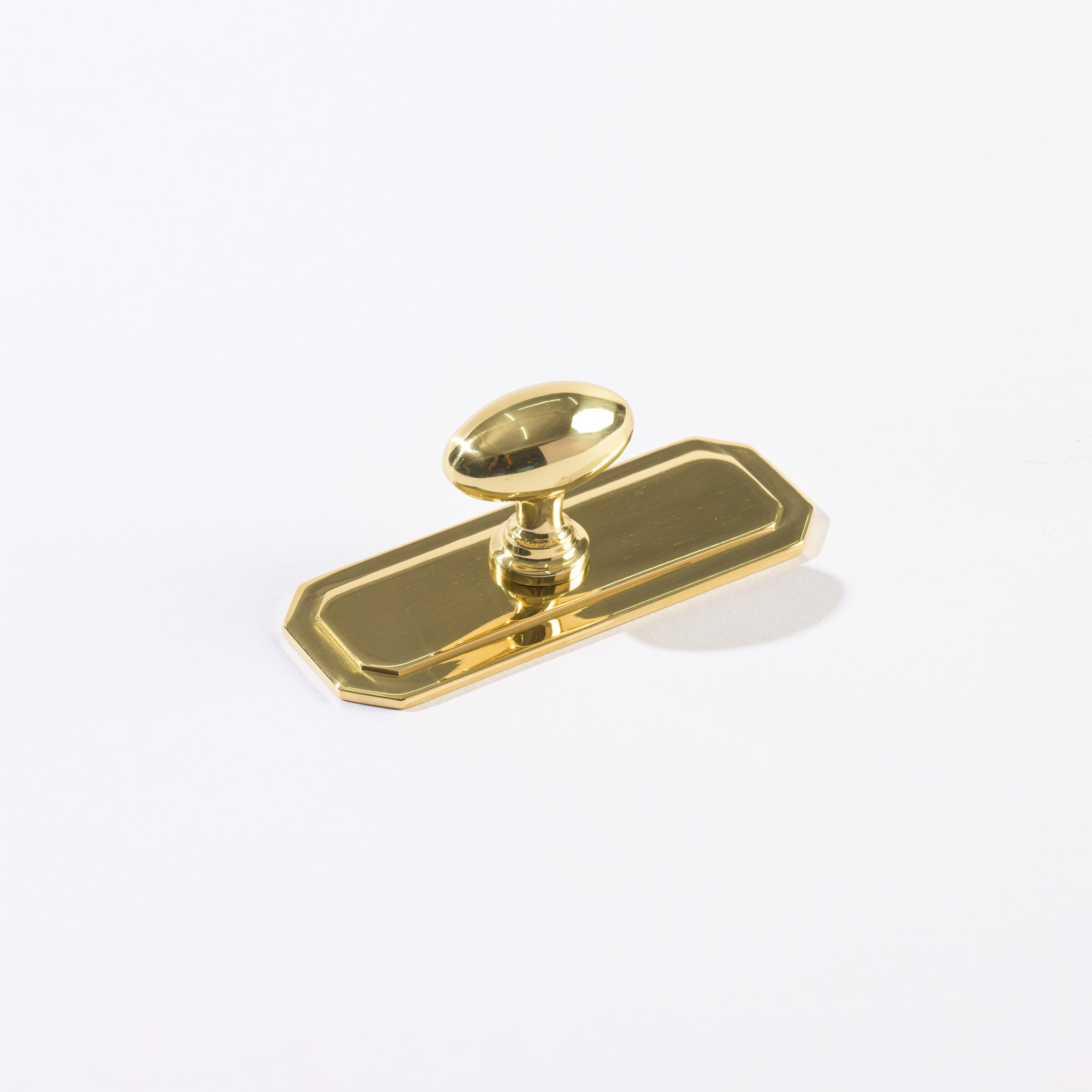 Wren Reactangular Backplate – Smooth | Solid Brass Cabinet