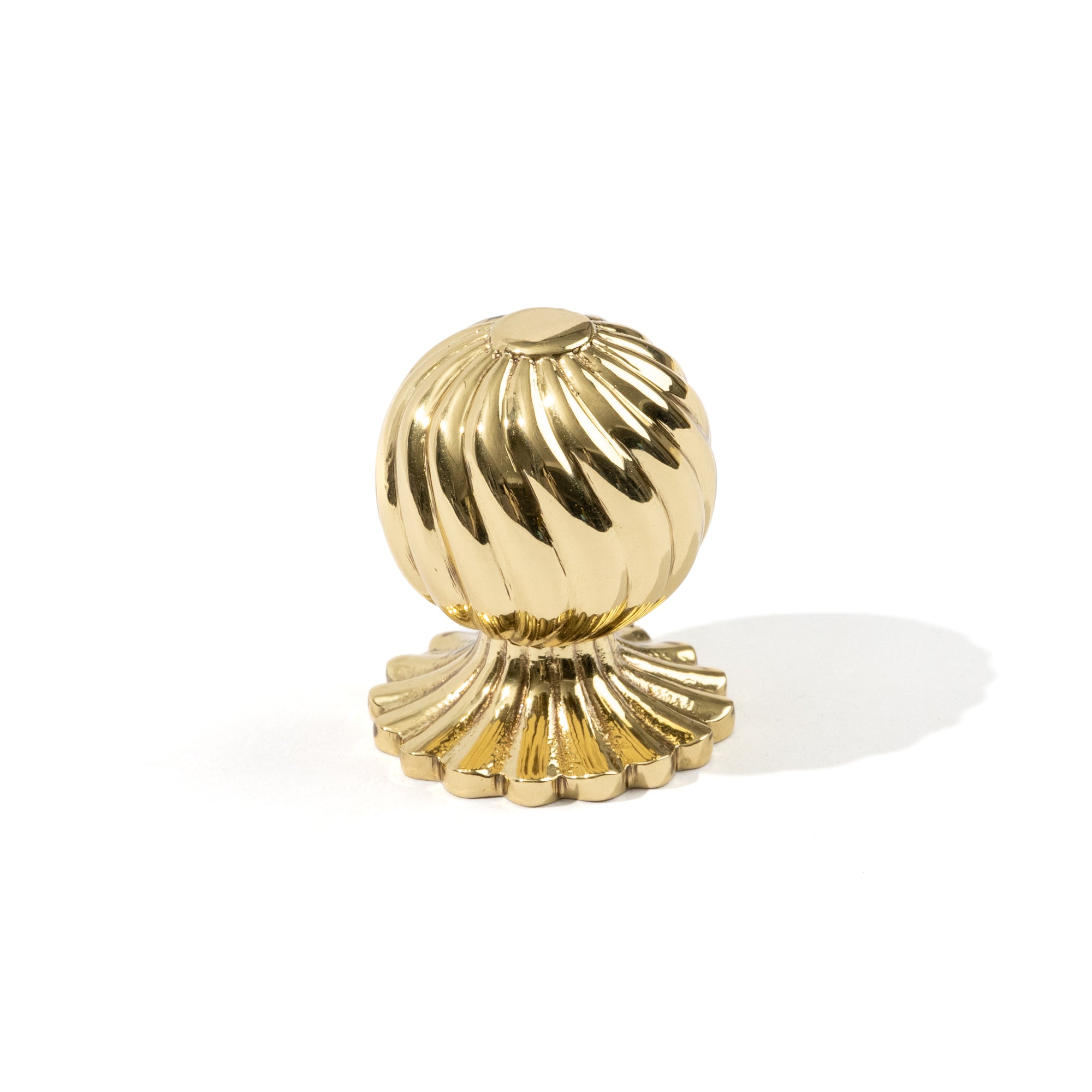 Devonshire Round Spiral Knob