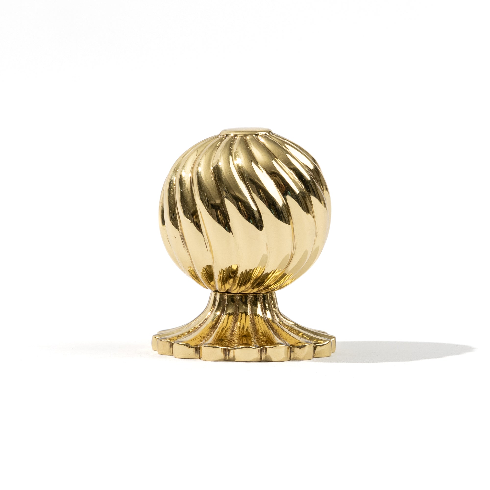 Devonshire Round Spiral Knob