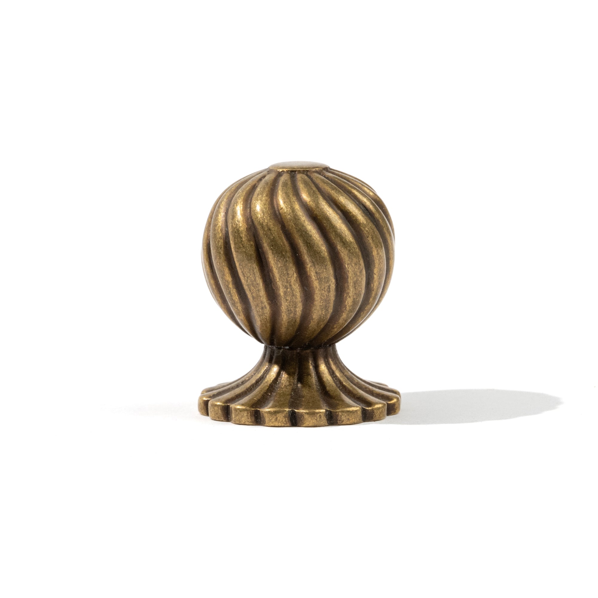 Devonshire Round Spiral Knob