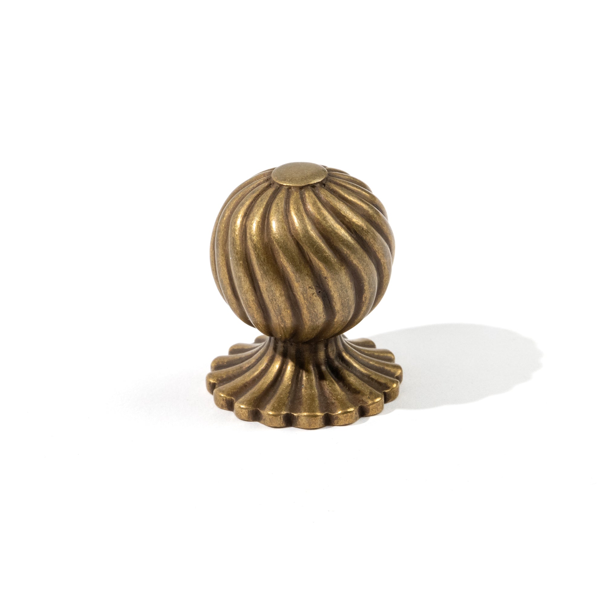 Devonshire Round Spiral Knob
