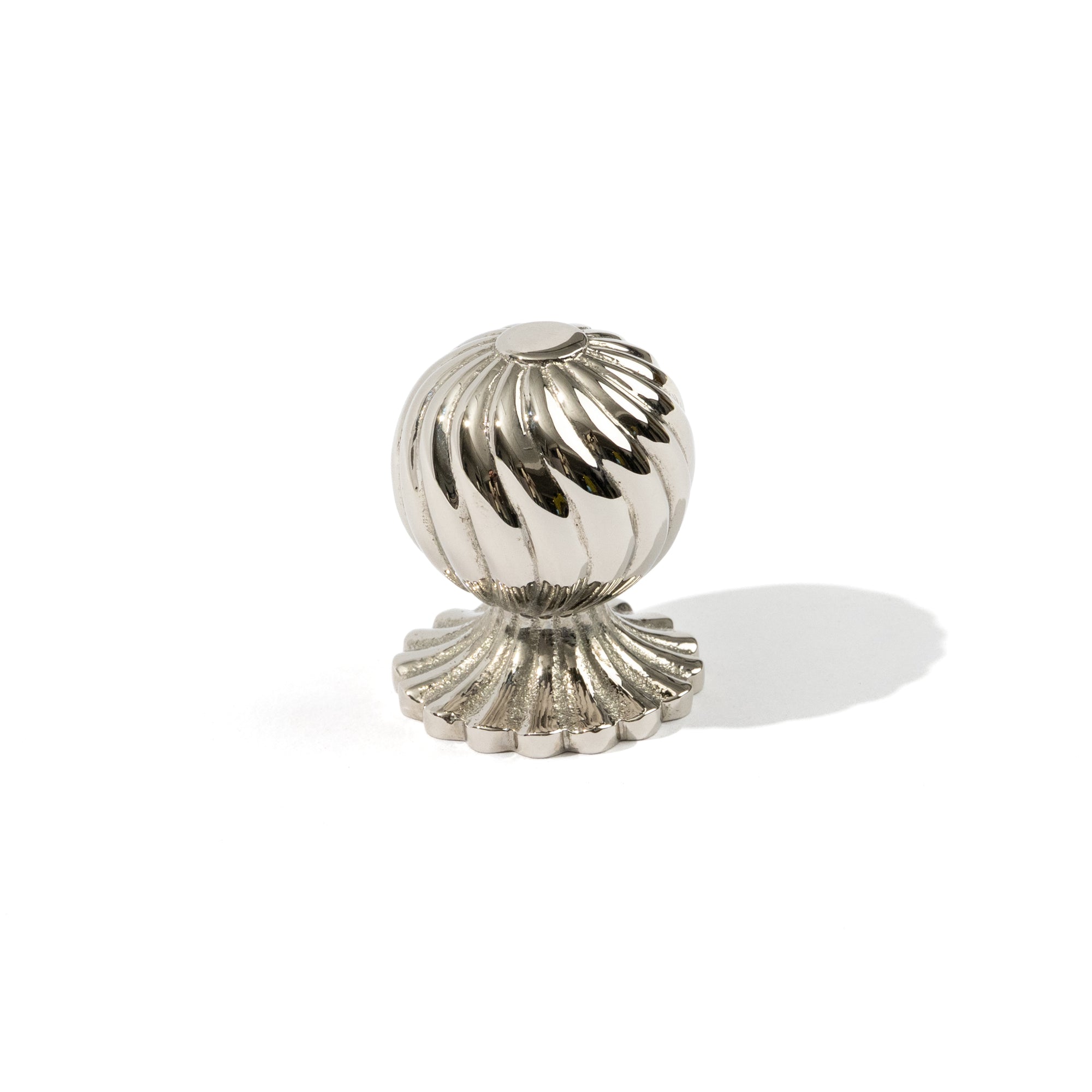 Devonshire Round Spiral Knob