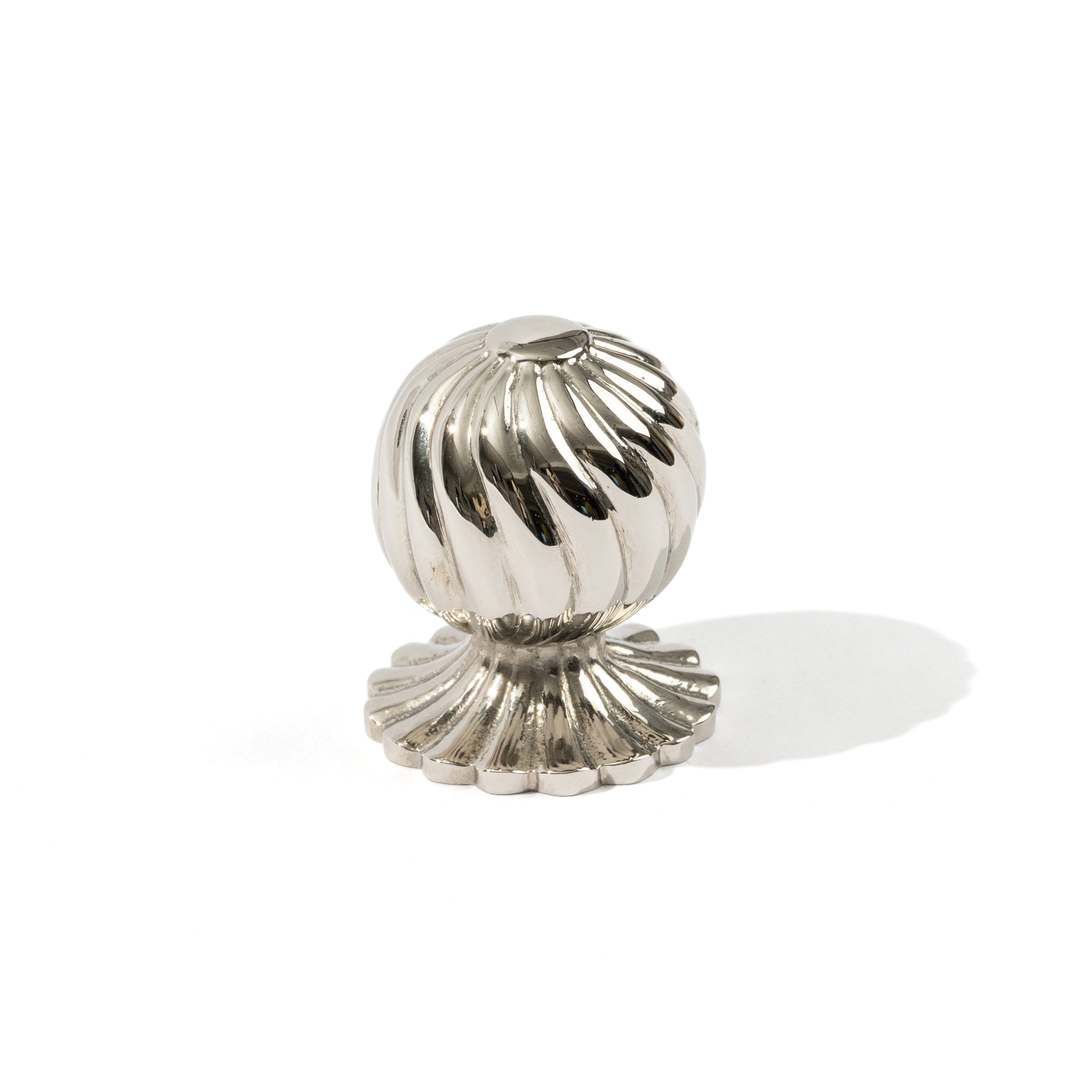 Devonshire Round Spiral Knob