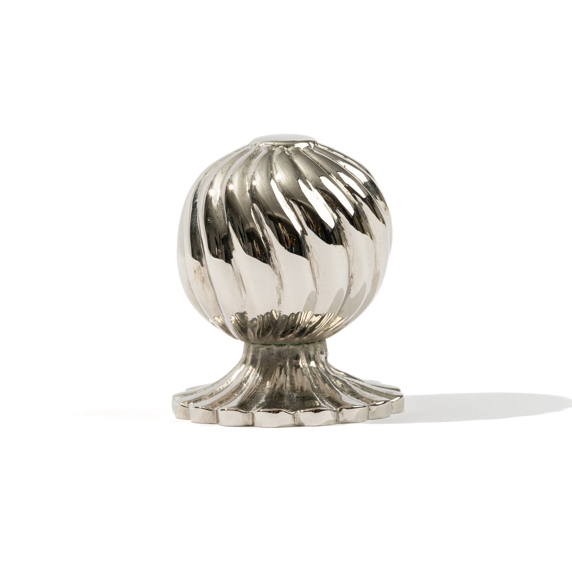 Devonshire Round Spiral Knob