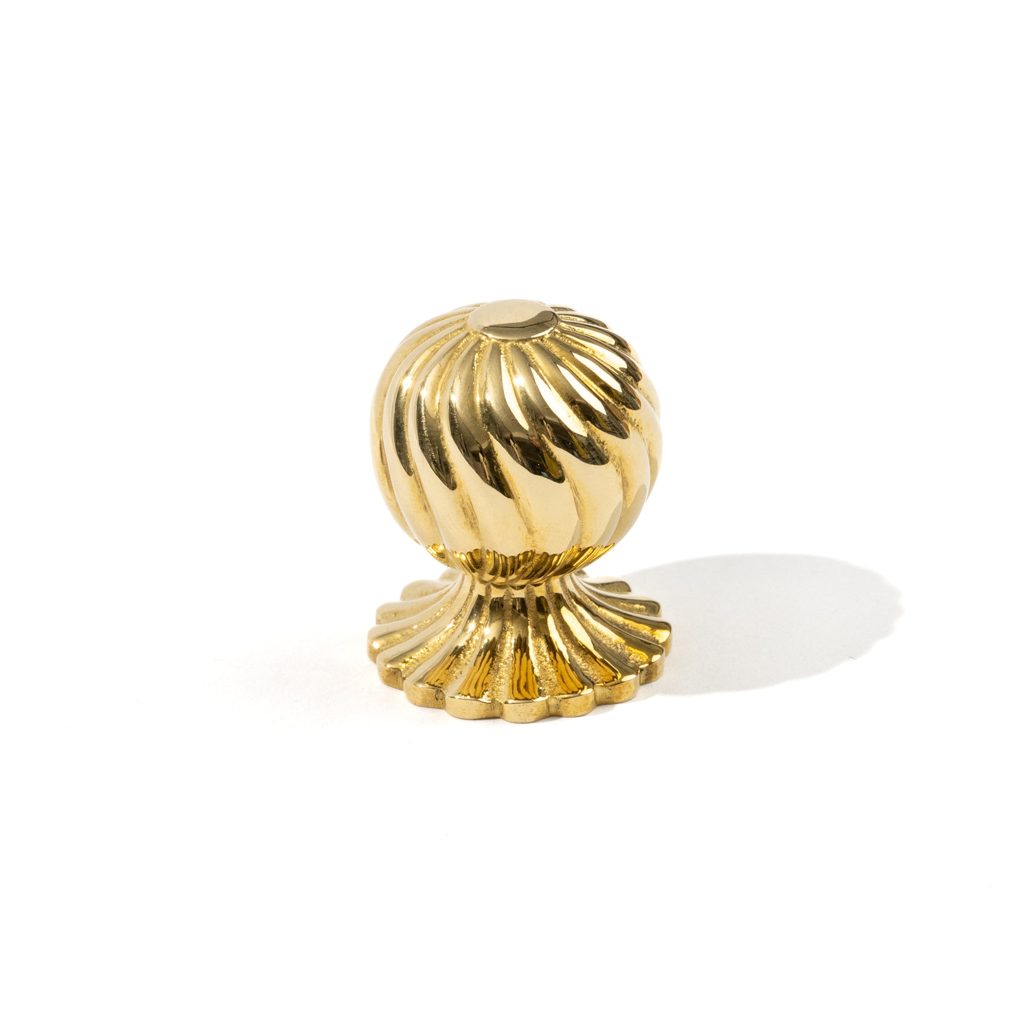 Devonshire Round Spiral Knob