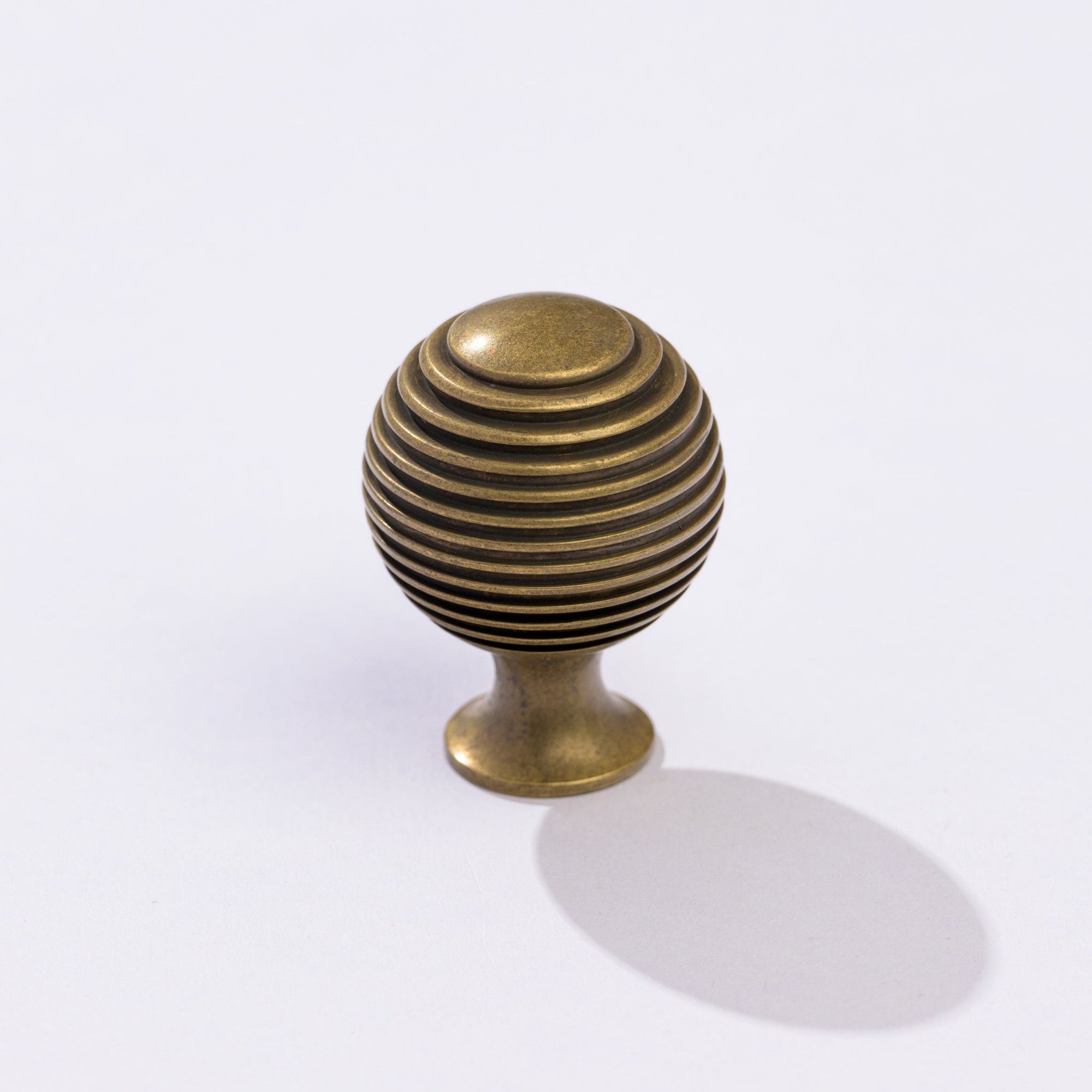 The Edit Beehive Reeded knob
