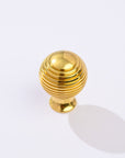 The Edit Beehive Reeded knob