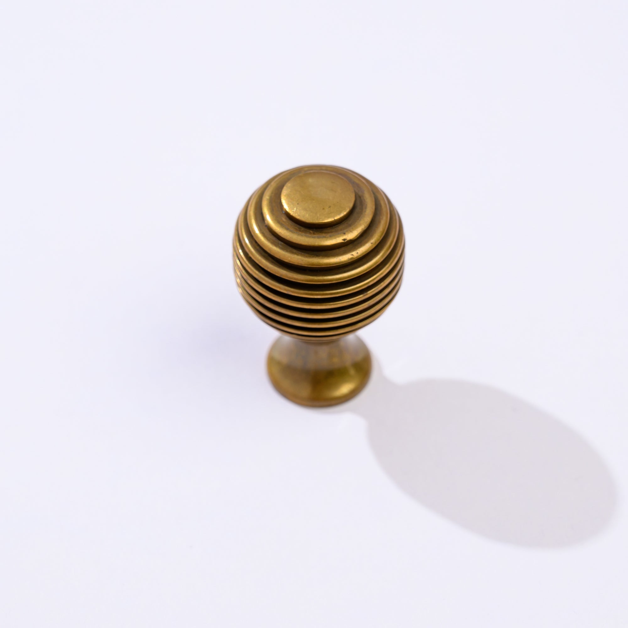 The Edit Beehive Reeded knob