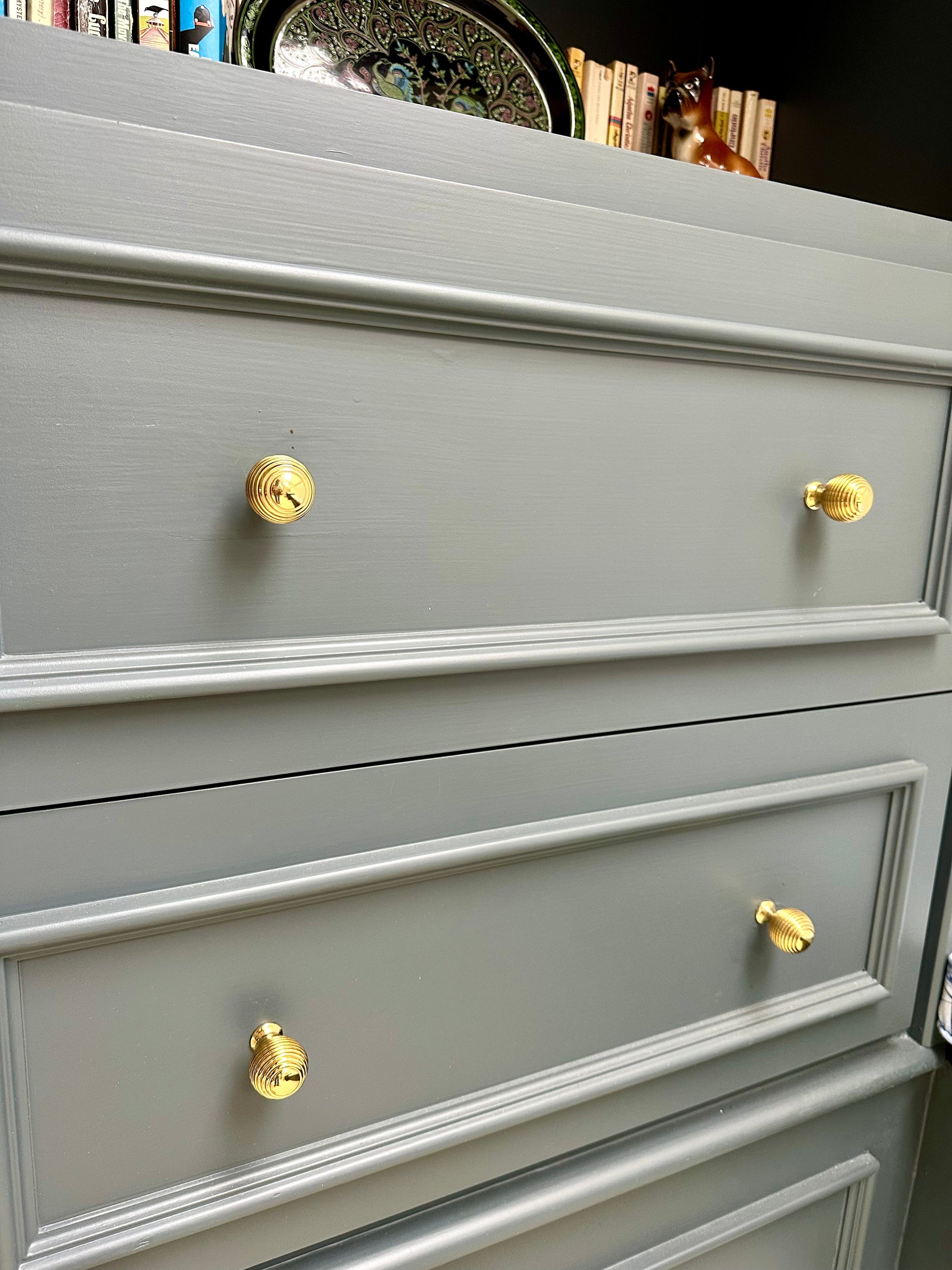 The Edit Beehive Reeded knob