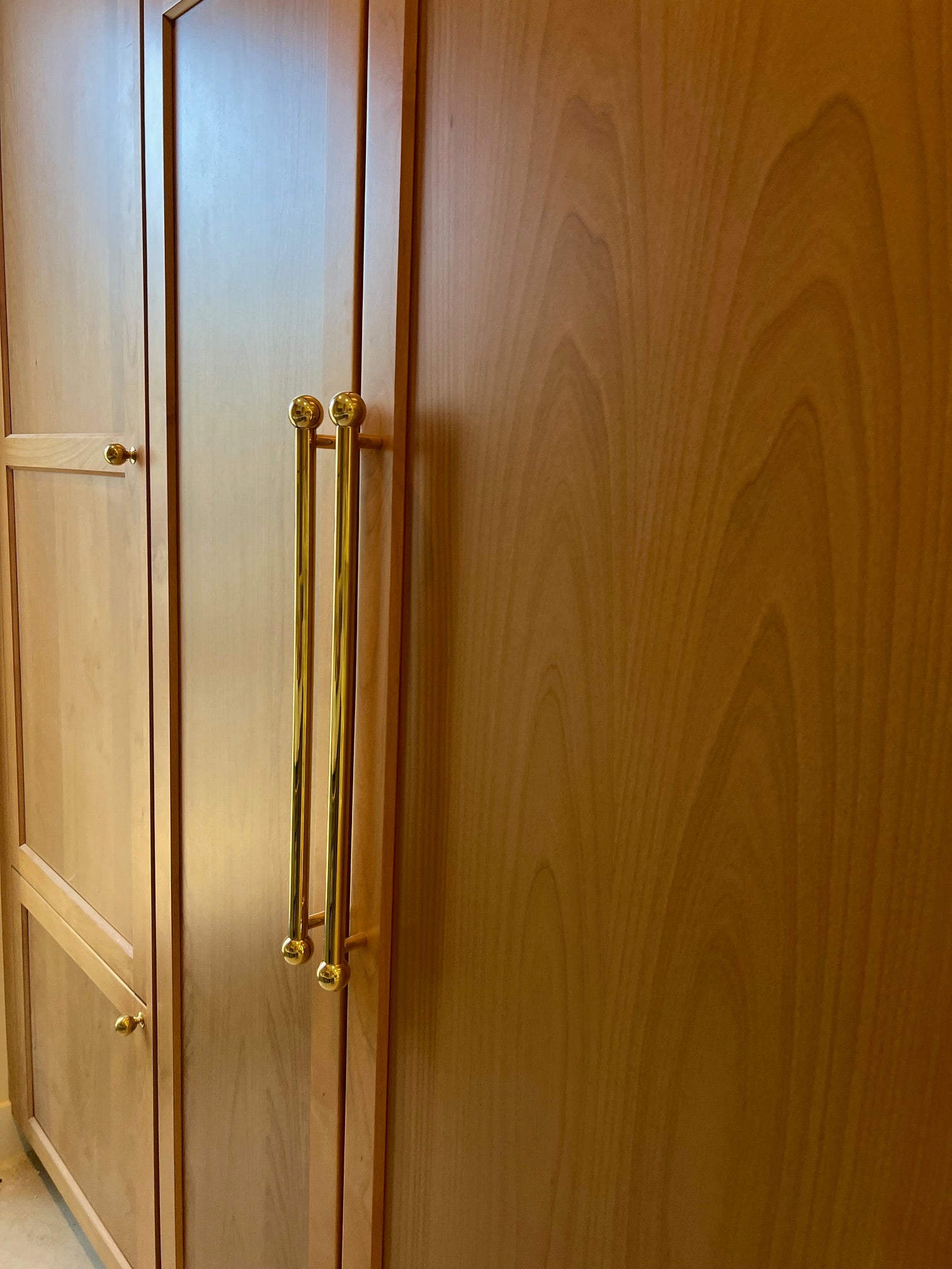 Tides Appliance Pull